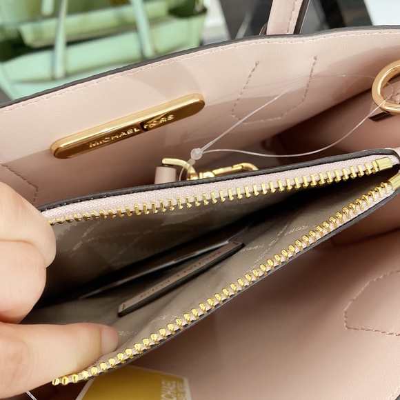 Michael Kors Mercer Medium Logo Crossbody Bag - Picture 5 of 10